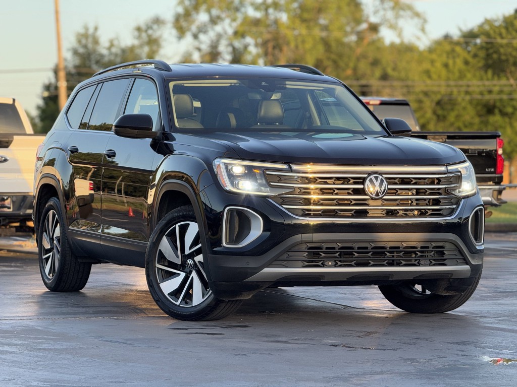 2024 Volkswagen Atlas Image 3