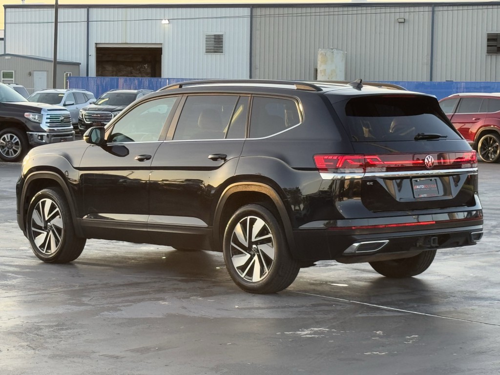 2024 Volkswagen Atlas Image 9
