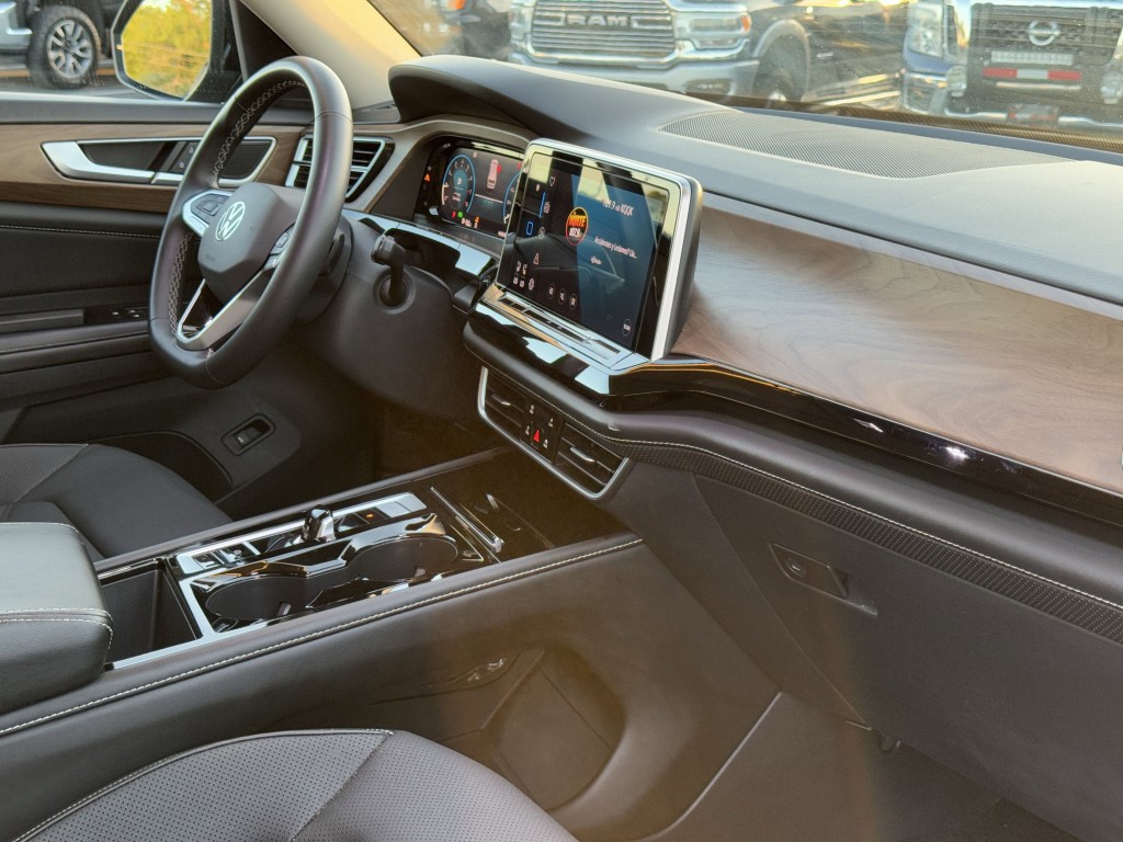 2024 Volkswagen Atlas Image 13