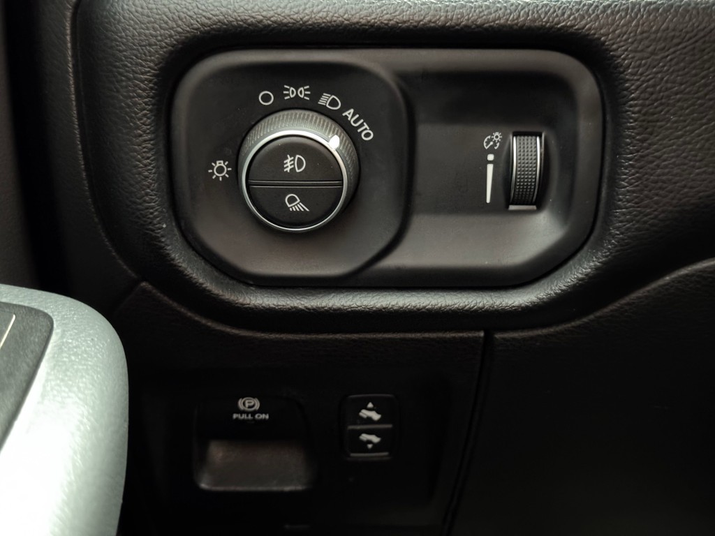 2022 RAM 1500 Image 22