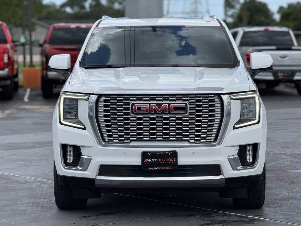 2022 GMC Yukon Image 6