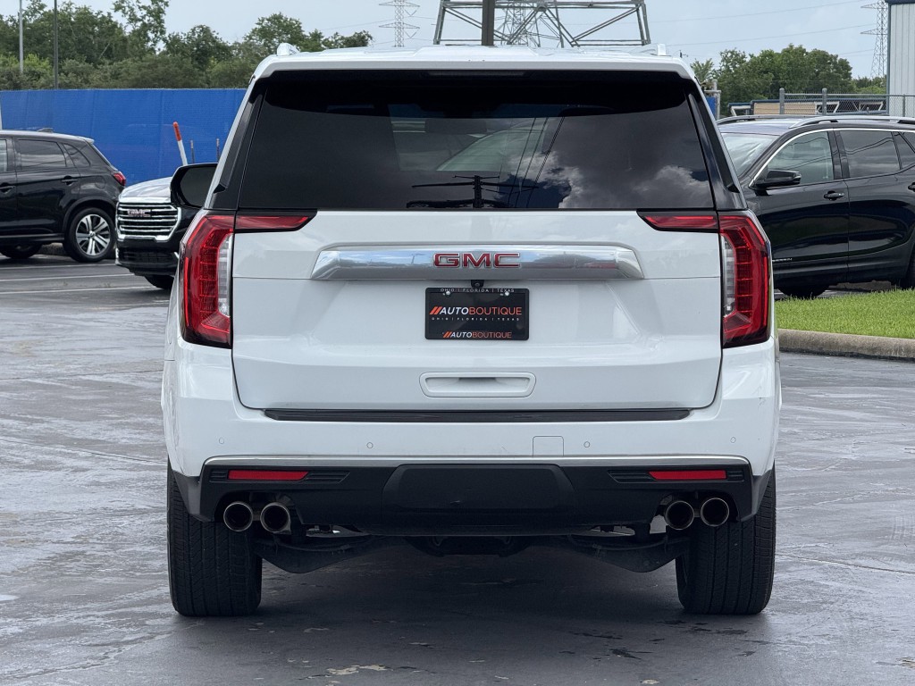 2022 GMC Yukon Image 7