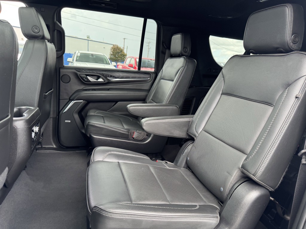2022 GMC Yukon Image 29