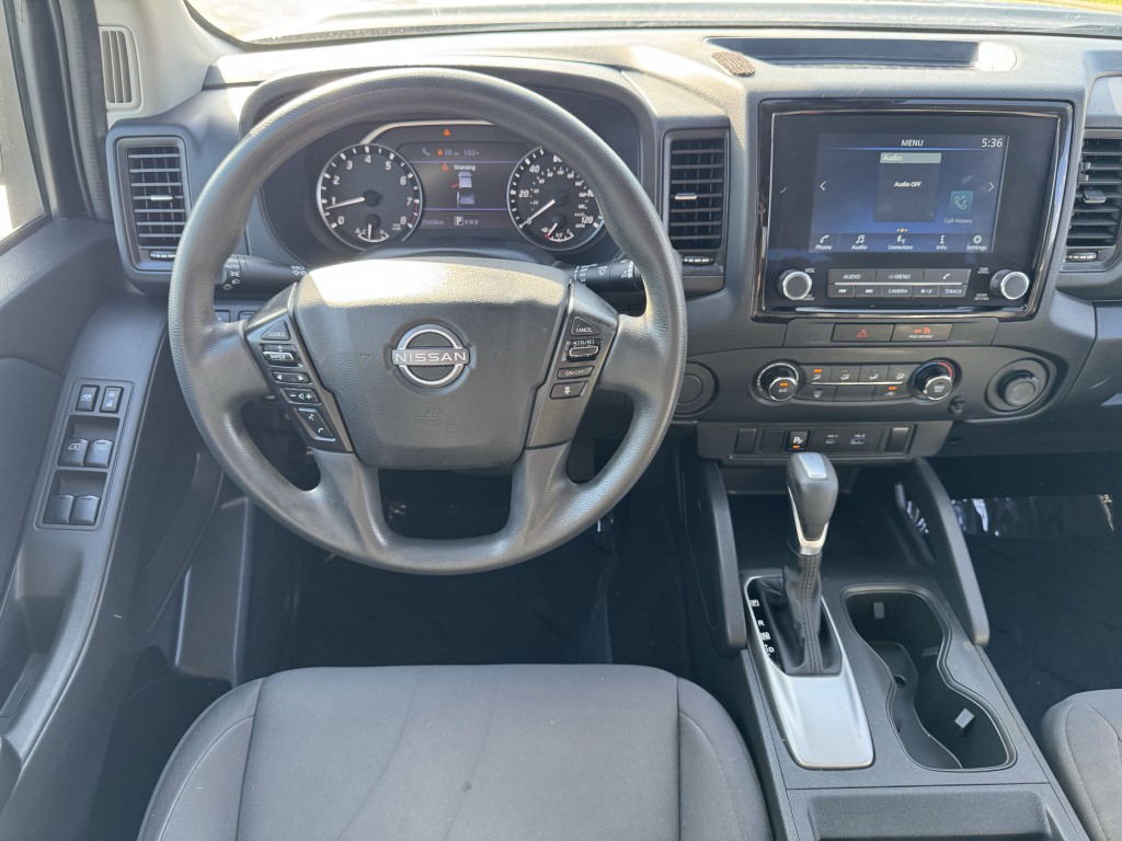 2022 Nissan Frontier Image 14