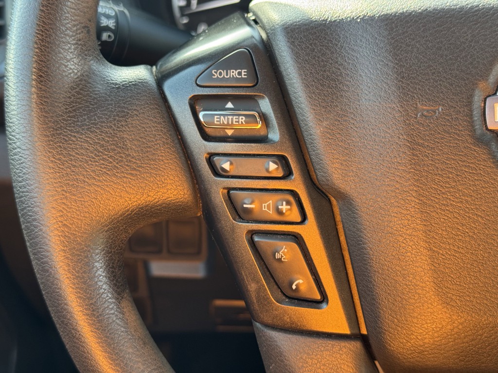 2022 Nissan Frontier Image 16
