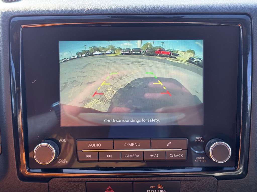 2022 Nissan Frontier Image 20