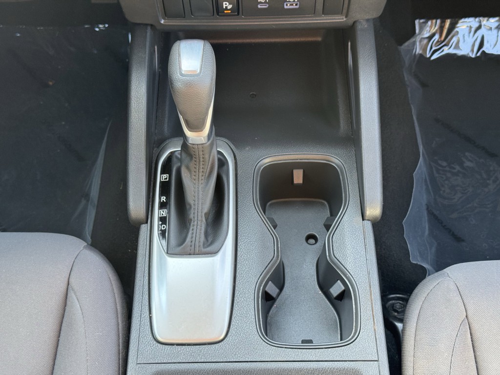 2022 Nissan Frontier Image 21