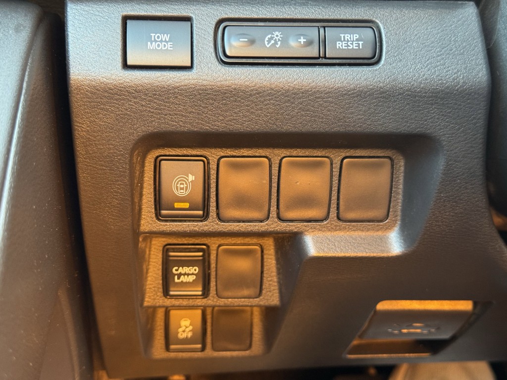 2022 Nissan Frontier Image 22