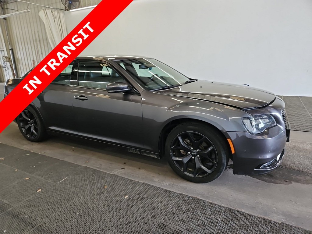 2022 Chrysler 300 Image 5