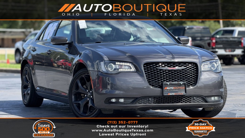 2022 Chrysler 300 Image 1