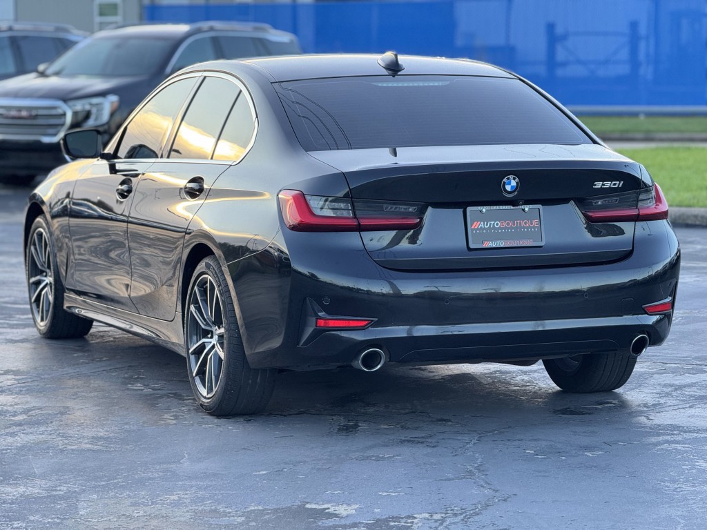 2021 BMW 3 Series Image 8