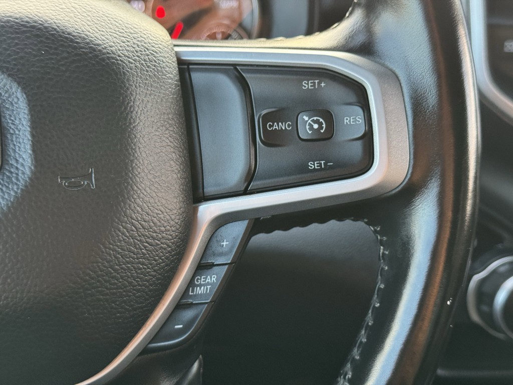 2022 RAM 1500 Image 17