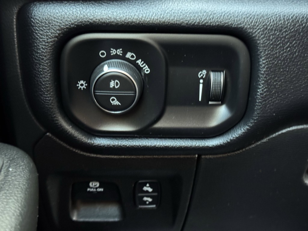 2022 RAM 1500 Image 21