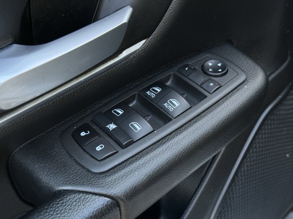 2022 RAM 1500 Image 22