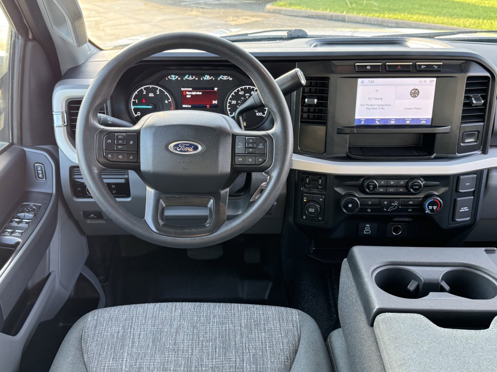 2023 Ford F-350 Image 12