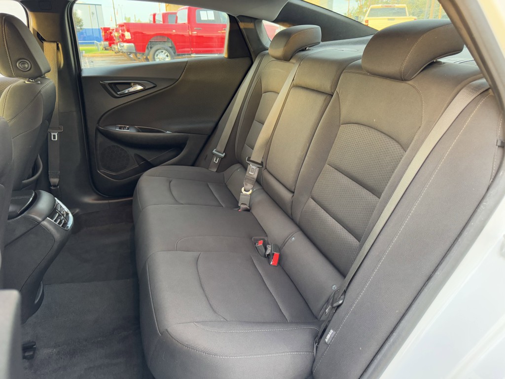 2020 Chevrolet Malibu Image 27