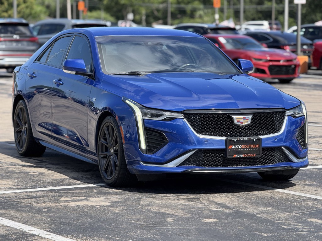 2021 Cadillac CT4 Image 3