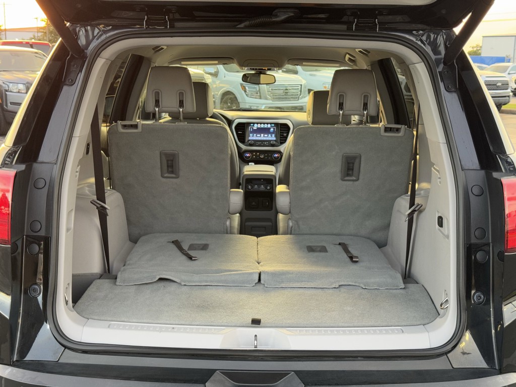 2019 GMC Acadia Image 30