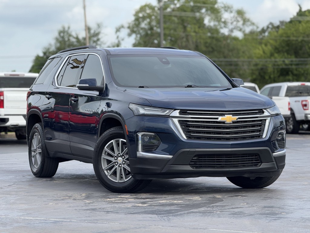 2022 Chevrolet Traverse Image 3