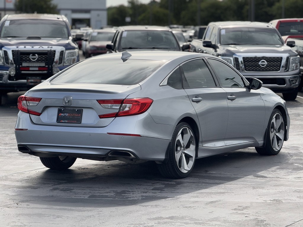 2018 Honda Accord Image 10