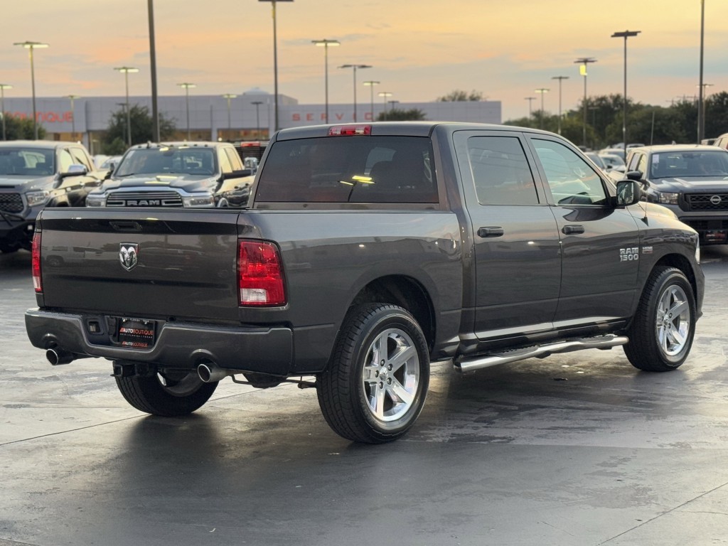 2017 RAM 1500 Image 10