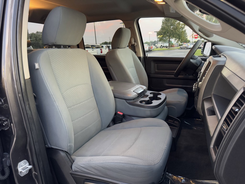 2017 RAM 1500 Image 24