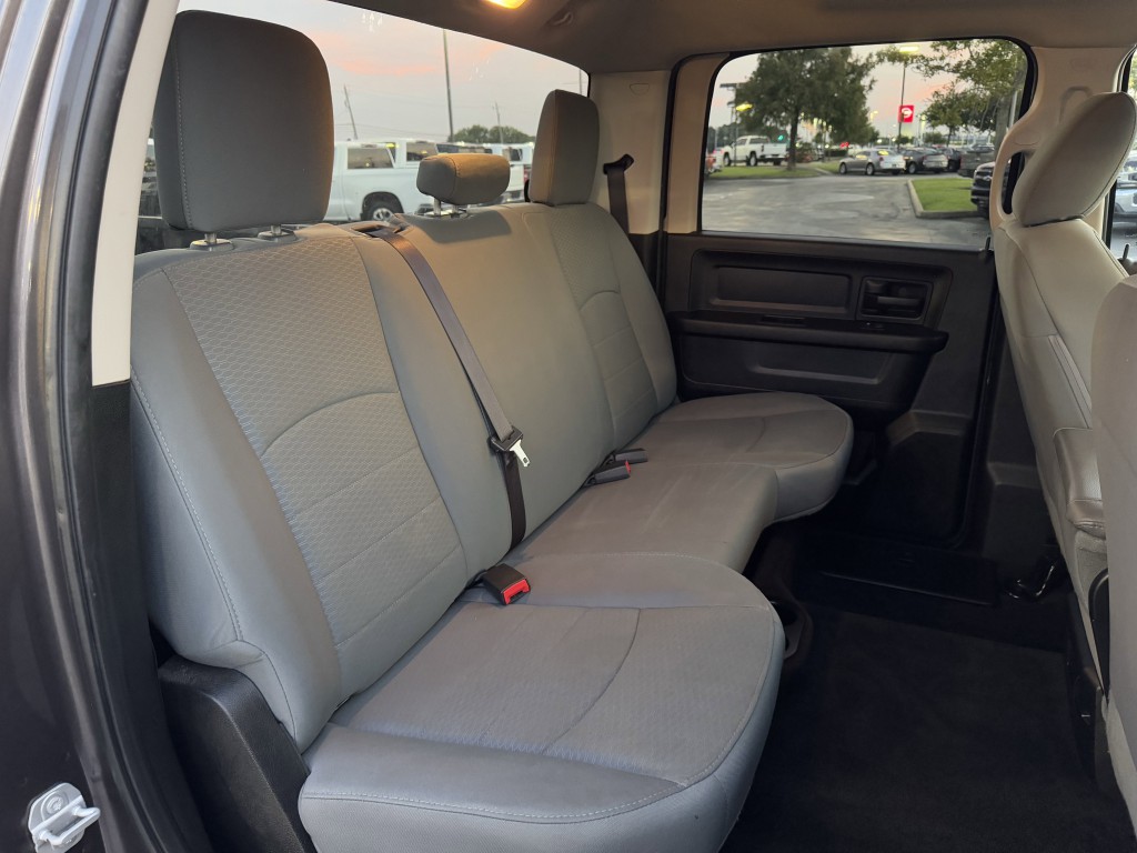 2017 RAM 1500 Image 25