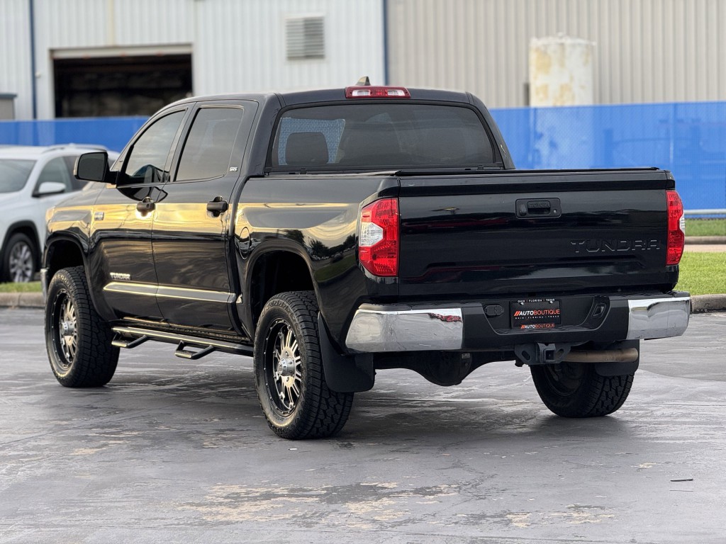 2021 Toyota Tundra Image 9