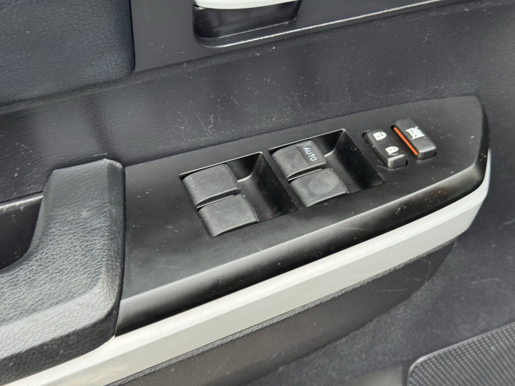 2021 Toyota Tundra Image 23