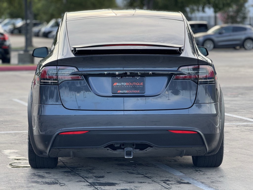 2023 Tesla Model X Image 7