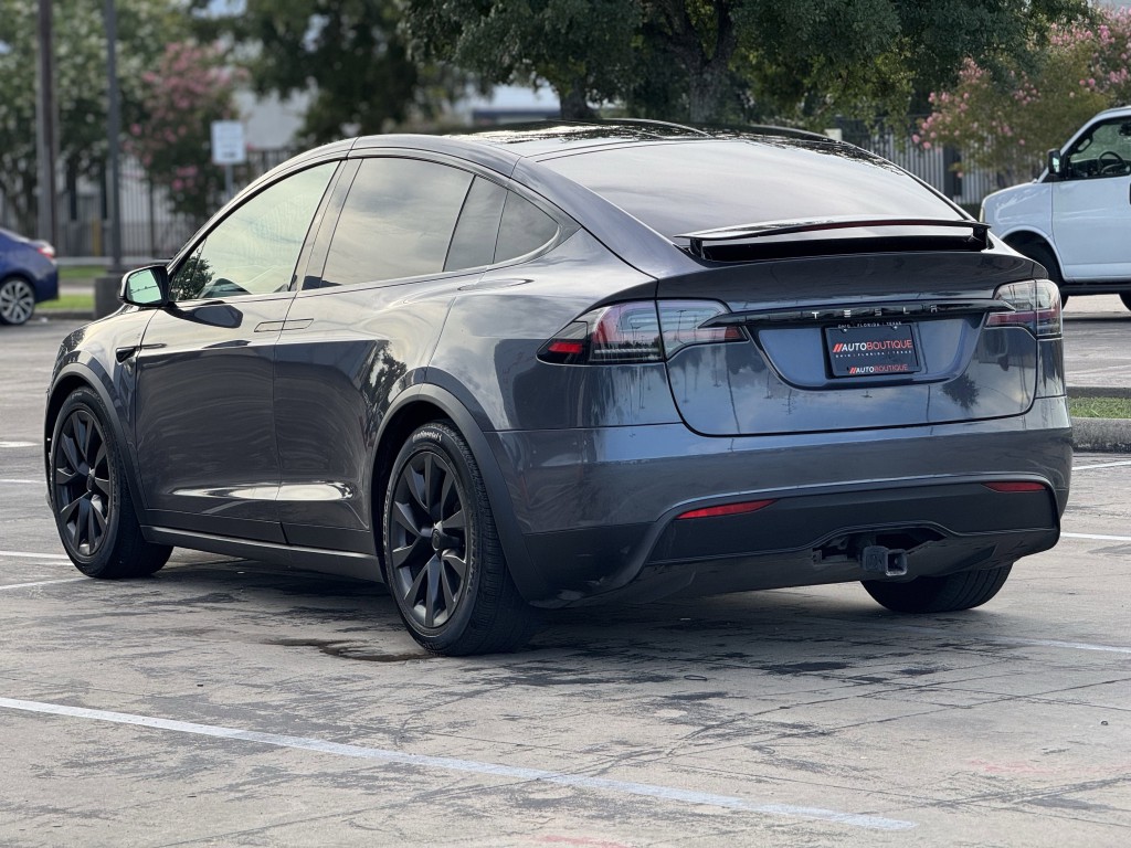 2023 Tesla Model X Image 9