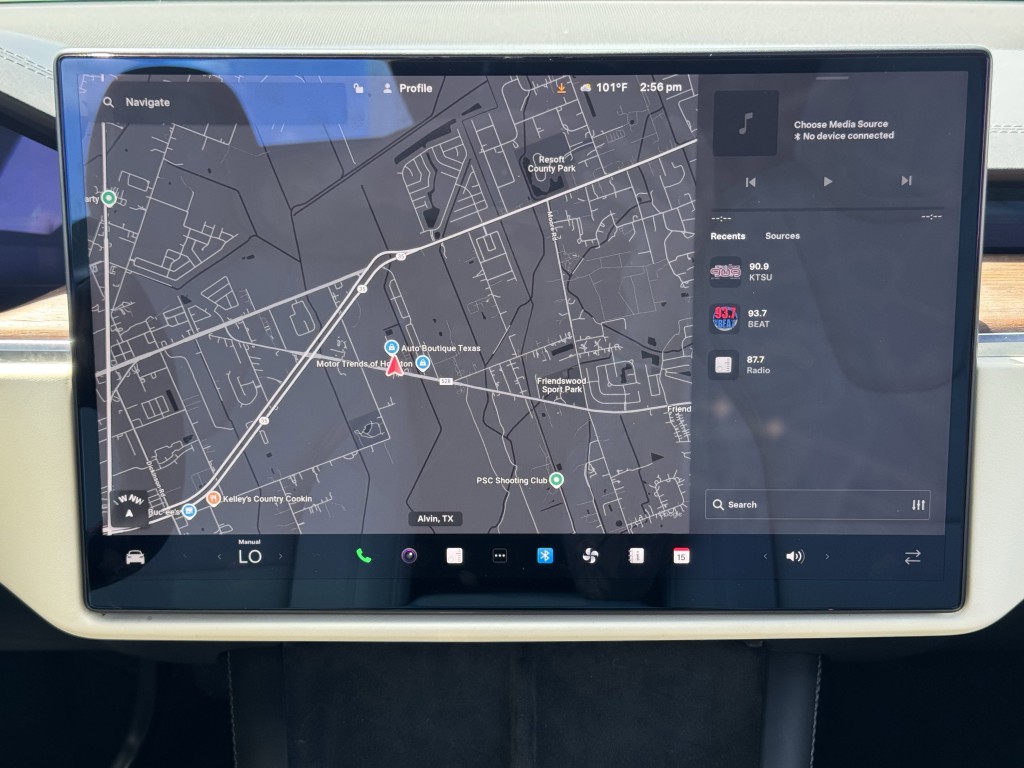 2023 Tesla Model X Image 19