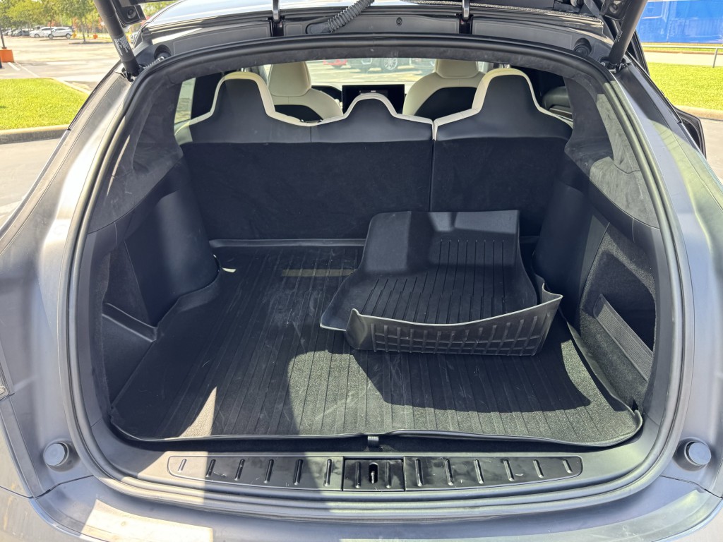 2023 Tesla Model X Image 29