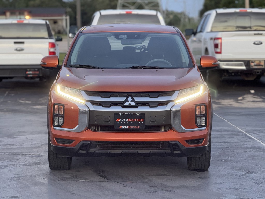 2020 Mitsubishi Outlander Image 5