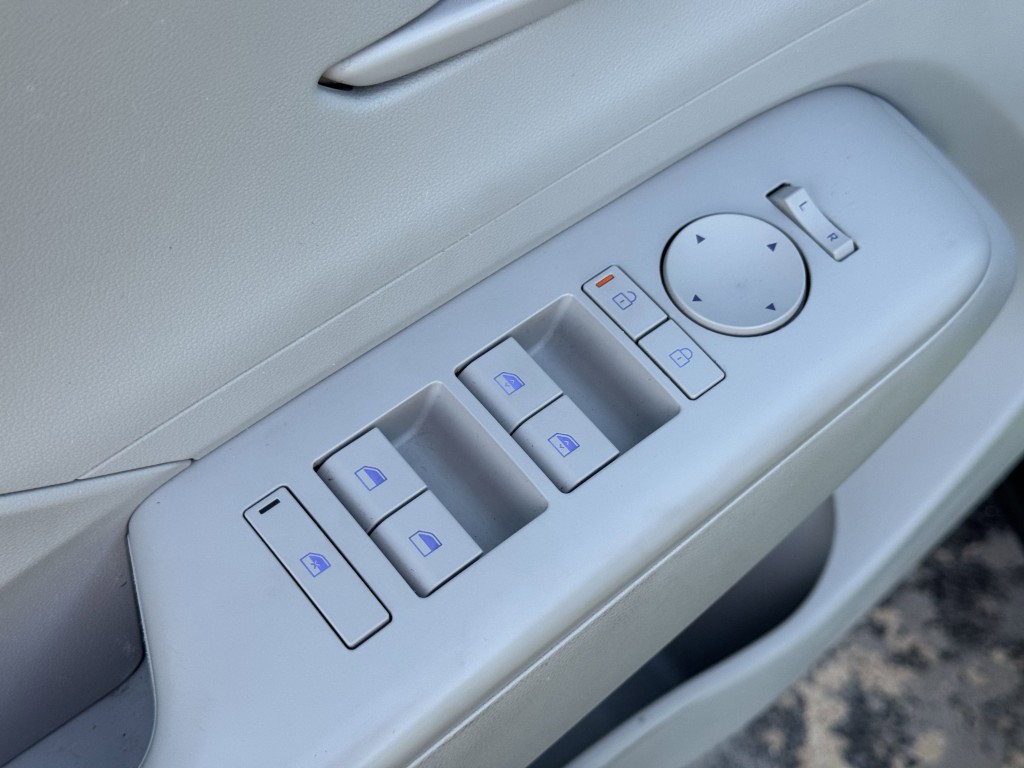 2024 Hyundai Kona Image 22
