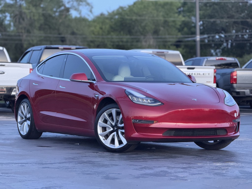 2019 Tesla Model 3 Image 3