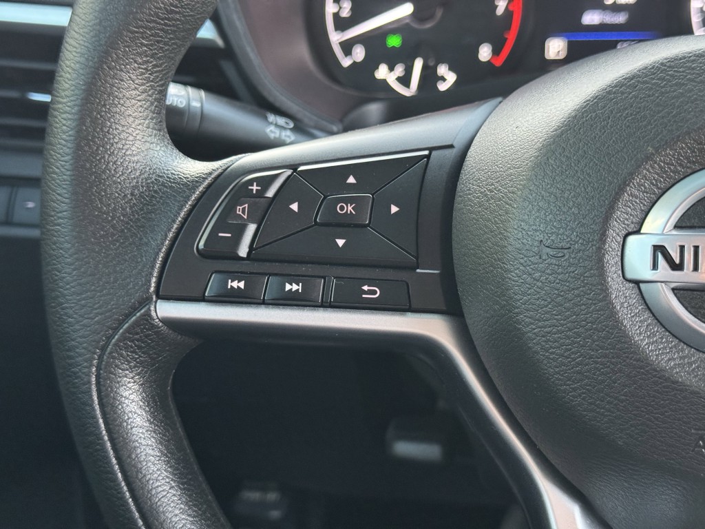 2022 Nissan Altima Image 15