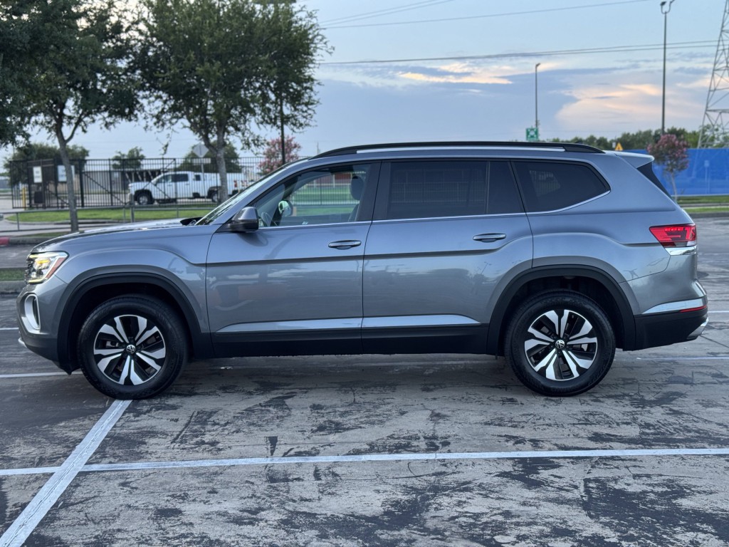 2024 Volkswagen Atlas Image 10