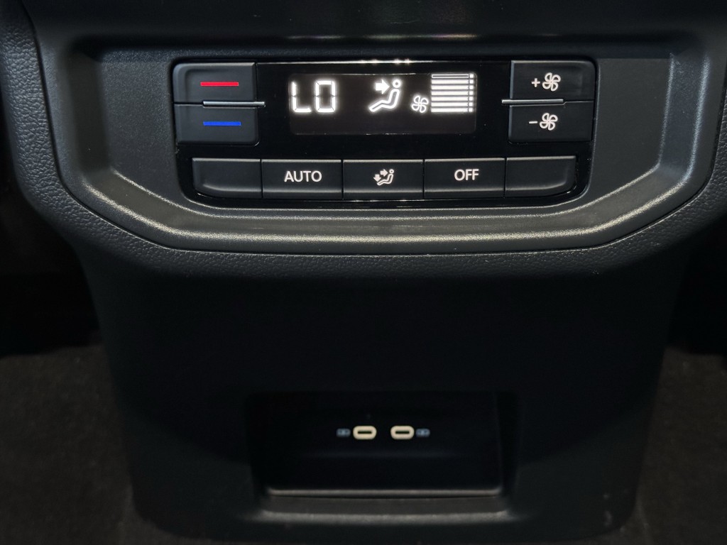 2024 Volkswagen Atlas Image 29