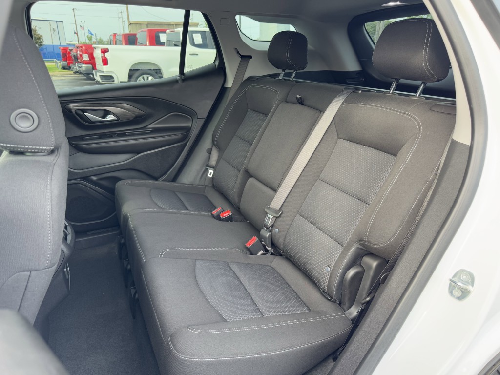 2023 GMC Terrain Image 27
