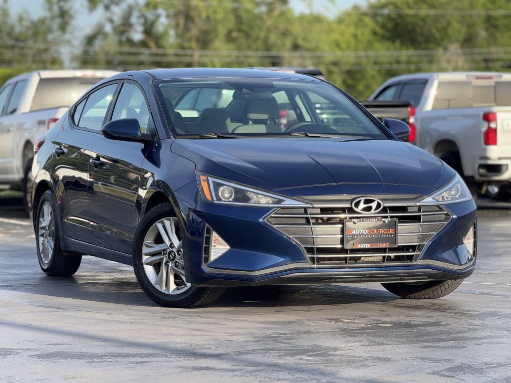 2020 Hyundai Elantra Image 3