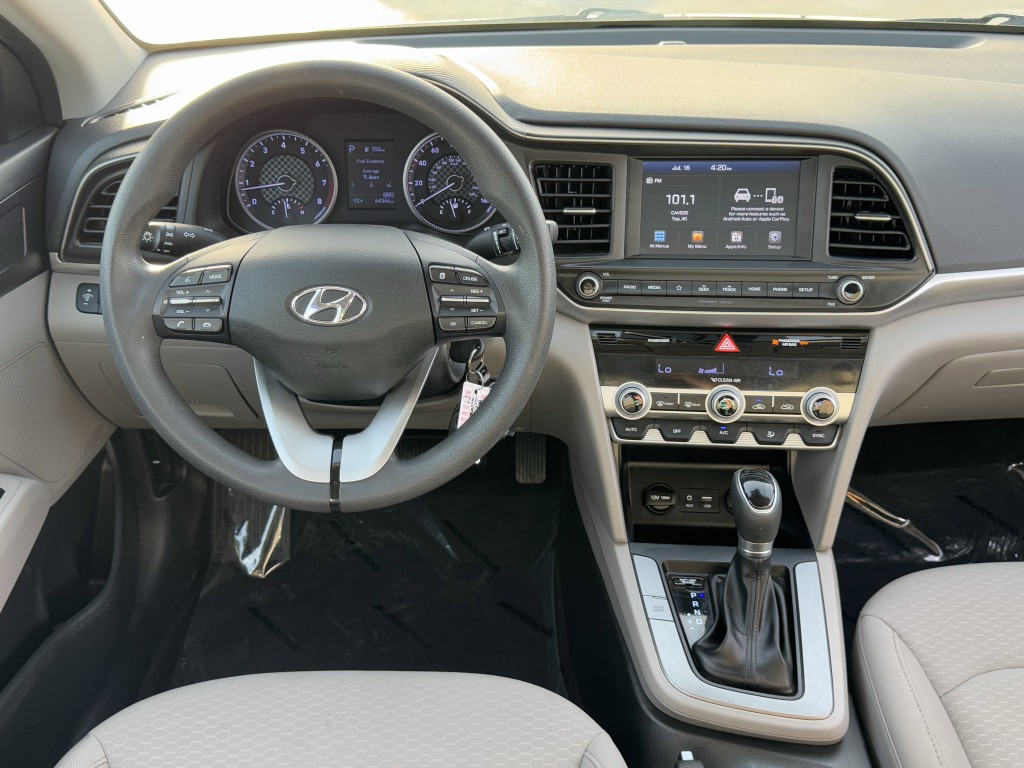 2020 Hyundai Elantra Image 14
