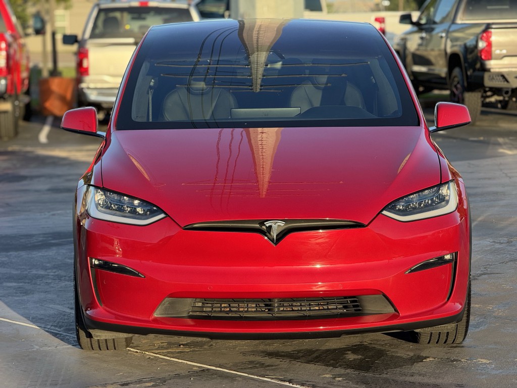 2022 Tesla Model X Image 7