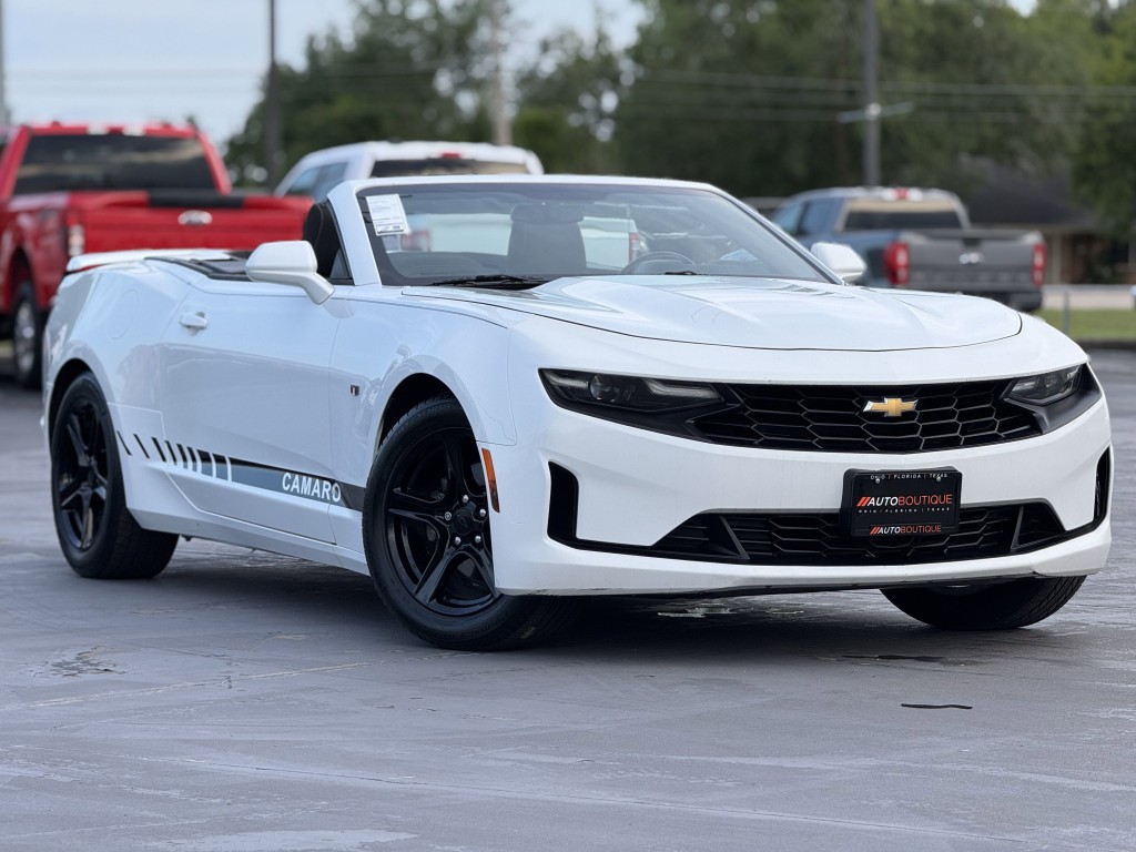 2019 Chevrolet Camaro Image 3