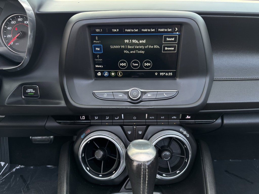 2019 Chevrolet Camaro Image 19