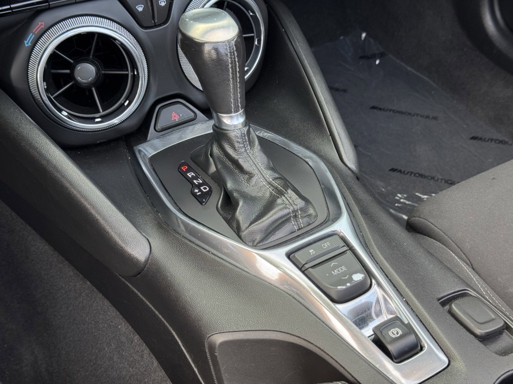 2019 Chevrolet Camaro Image 21