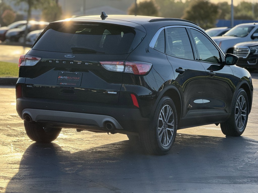 2020 Ford Escape Image 9