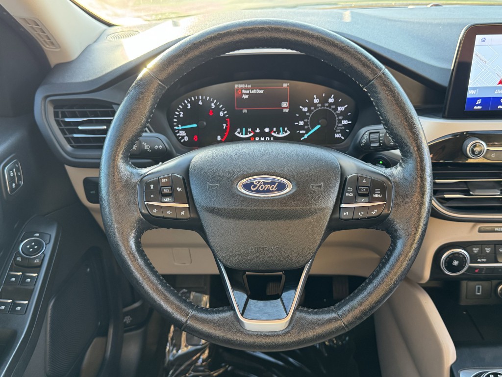 2020 Ford Escape Image 15