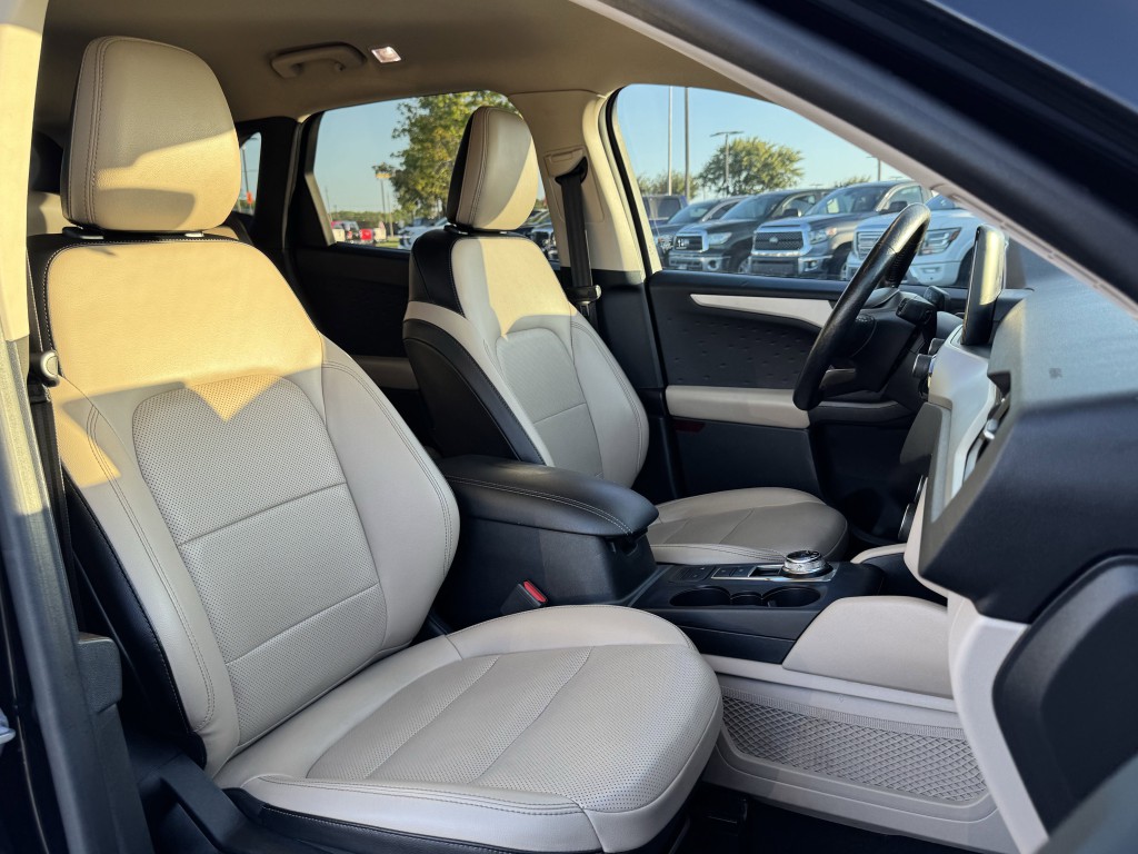 2020 Ford Escape Image 26