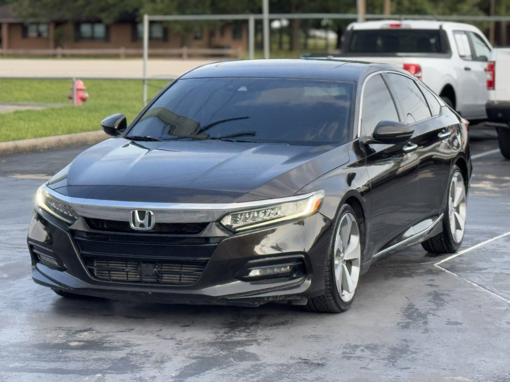 2018 Honda Accord Image 8
